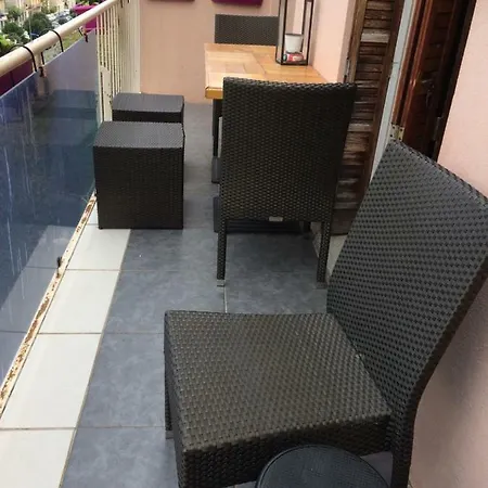 Chambre Dans Borrigo Гостьовий будинок *