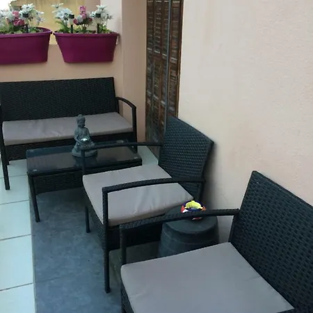 Chambre Dans Borrigo Гостьовий будинок