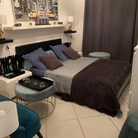 Chambre Dans Appartement Moderne Guest House Menton