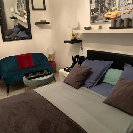 Chambre Dans Appartement Moderne Guest House Guest house *